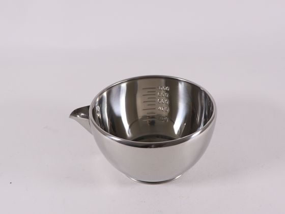 18-8 片口ボール 大 φ165 KND-052027 大容量 18-8ステンレス 耐久性 使いやすい キッチン用品 丈夫 食器 調理器具 高品質 日常使い プロ仕様 軽量 グルメ キッ…