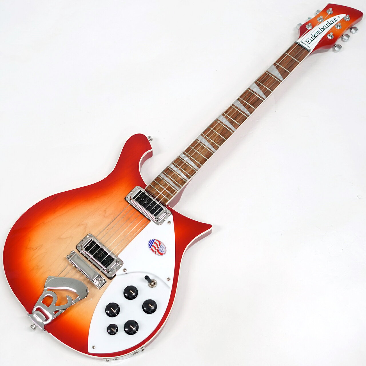 【中古】Rickenbacker 620 Fireglo 純正ケース付 楽天市場】山野楽器 Model 620 Fireglo Rickenbacker | 価格比較