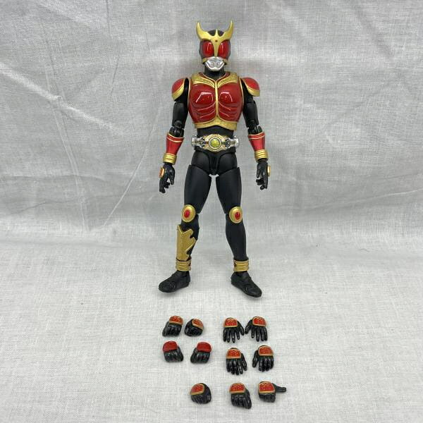 楽天市場】バンダイ S.H.Figuarts 真骨彫製法 仮面ライダークウガ ン