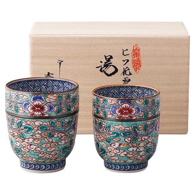 青磁草花彫　湯呑　平安　敏　造 楽天市場】大幸 二明商店 しずく彫り 桜の里 湯呑 青磁 nm-s007