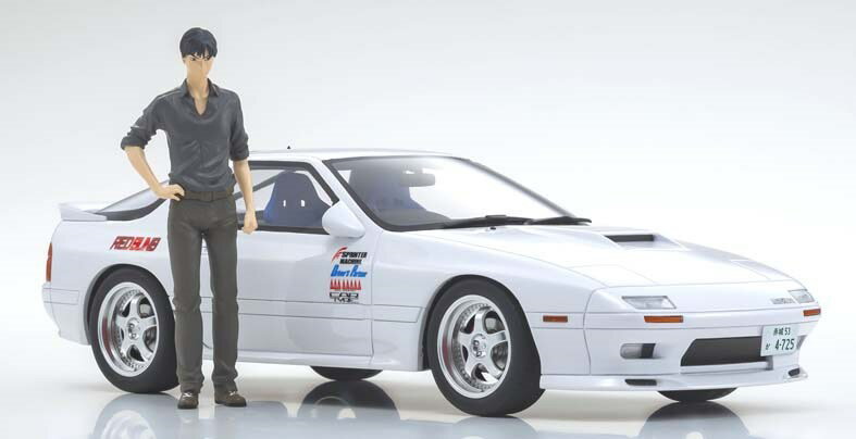 1/18 トヨタ スプリンター トレノ AE86 藤原拓海 フィギュア付き 藤原拓海フィギュア付き！『頭文字D』トヨタ スプリンタートレノ
