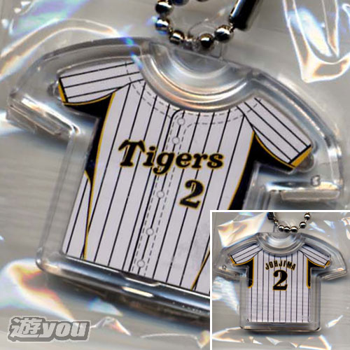 ルーキーズロゴ入りユニホーム 背番号4・御子柴徹（小出恵介）