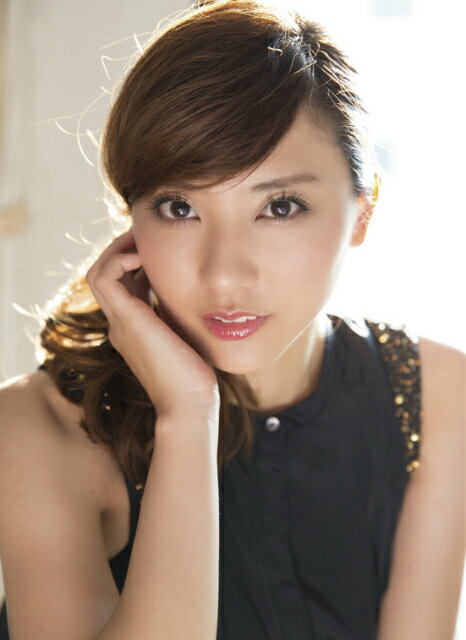 楽天市場】トライエツクス 11カレンダー 山岸舞彩 79 | 価格比較