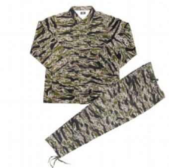 楽天市場】CONDOR サイクロンプレートキャリア MULTICAM BLACK