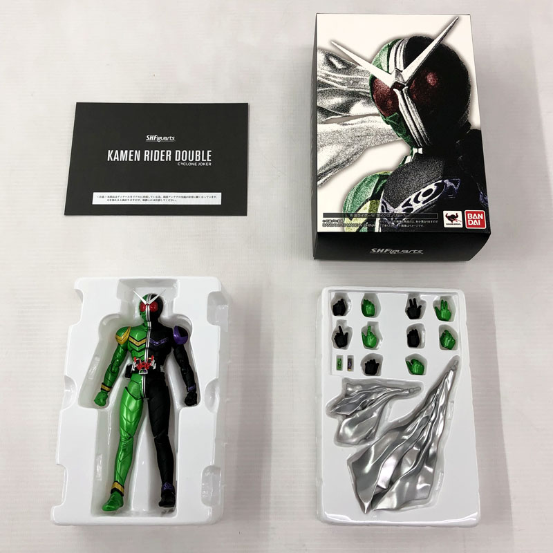 楽天市場】バンダイ S.H.フィギュアーツ 仮面ライダークウガ