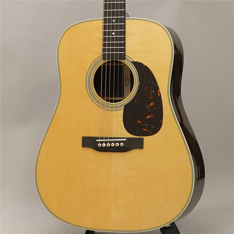 MARTIN D-28