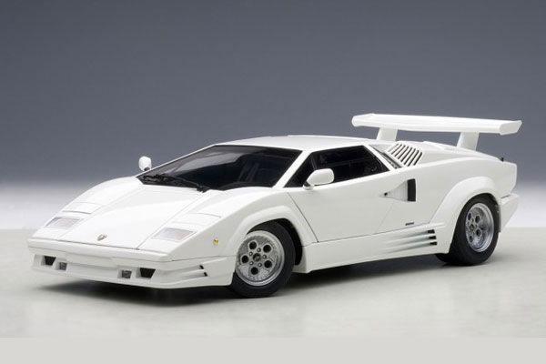 楽天市場】シグネチャーシリーズ 1/18 ランボルギーニ カウンタック