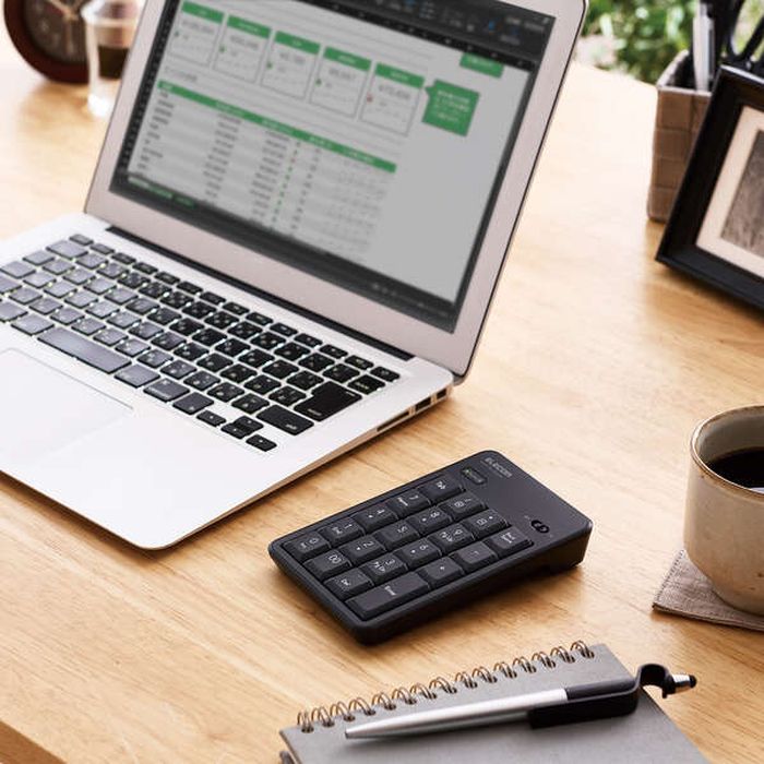 エレコム テンキー ワイヤレス 無線 Bluetooth 抗菌 静音 ブラック TK-TBM023SKBK(1個)