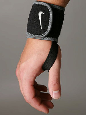楽天市場】NIKE(ナイキ)WRIST WRAP(リスト ラップ)129862 | 価格比較 Nike Pro リストラップ レッド
