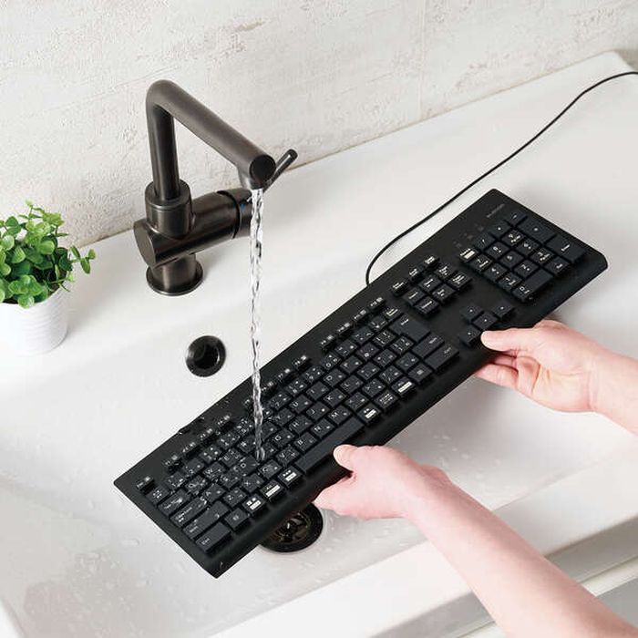 エレコム キーボード 有線 USB-A 洗える(IPX5) メンブレン ブラック TK-WS01UMKBK(1台)