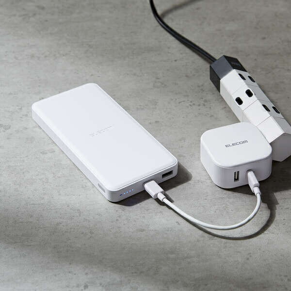 ELECOM リン酸鉄モバイルバッテリー 12000mAh ホワイト DE-C39-12000WH