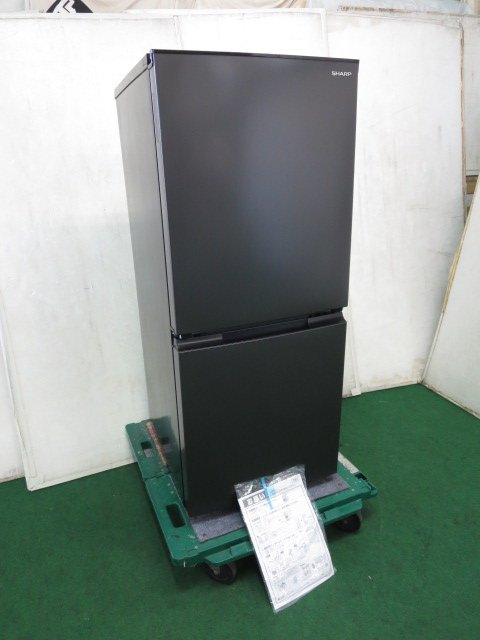 楽天市場】シャープ SHARP 冷蔵庫 2ドア ピュアブラック SJ 楽天市場】シャープ SHARP 冷蔵庫 2ドア ピュアブラック SJ