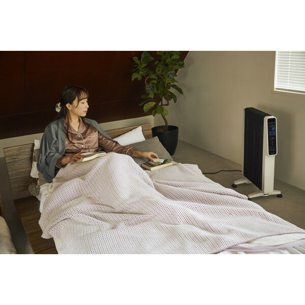 遠赤軽量ヒーター かるポカ ホワイト SN-M351(W)(1台)