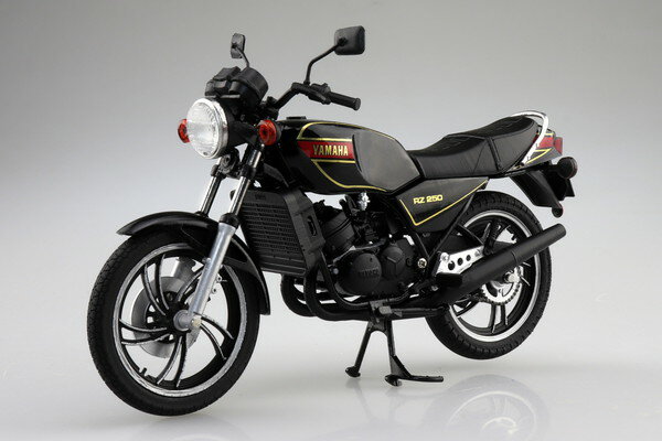 Kawasaki 750SS MACH Ⅳ 1/12 完成品バイクシリーズ アオシマから「1/12 完成品バイク KAWASAKI 750SS MACH IV