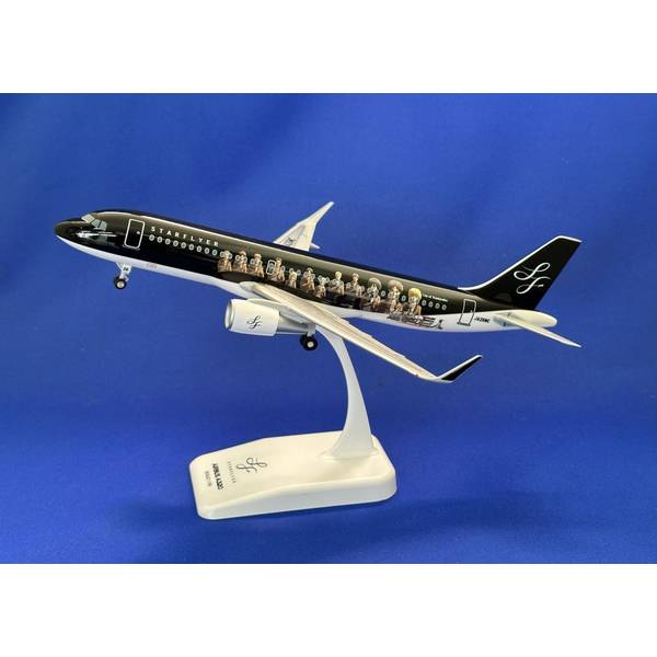 クロスウィング 1/100 A320 進撃の巨人 コラボ　未組立品 楽天市場】クロスウィング CROSSWING 1/100 スターフライヤー A320-200