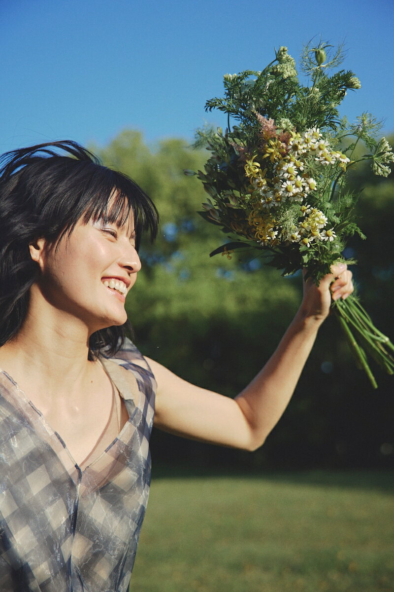 楽天市場】能條愛未1st写真集『カーテンコール