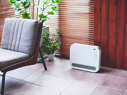 Kamome セラミックファンヒーター KCHU-121J(WH)