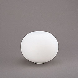 楽天市場】YAMAGIWA FLOS フロアスタンド照明 GLO-BALL F1 | 価格比較