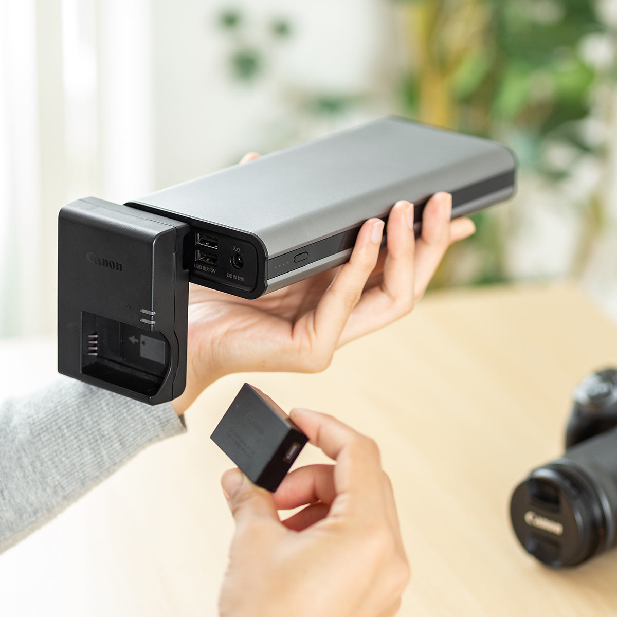 AC出力対応モバイルバッテリー 大容量 22800mAh 83.22Wh