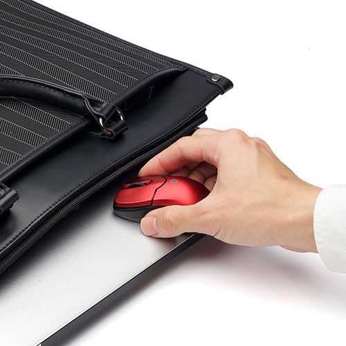 サンワサプライ 超小型Bluetoothマウス レッド 400-MA129R/EZ4-MA129R