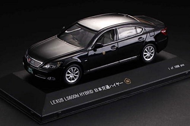 楽天市場】オートアート 1/18 レクサス LS500h ブラック ミニカー