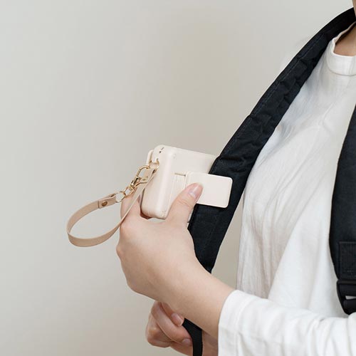 Life on Products｜ライフオンプロダクツ ハンズフリー首掛けファン PRISMATE オフホワイト PR-F057-OW