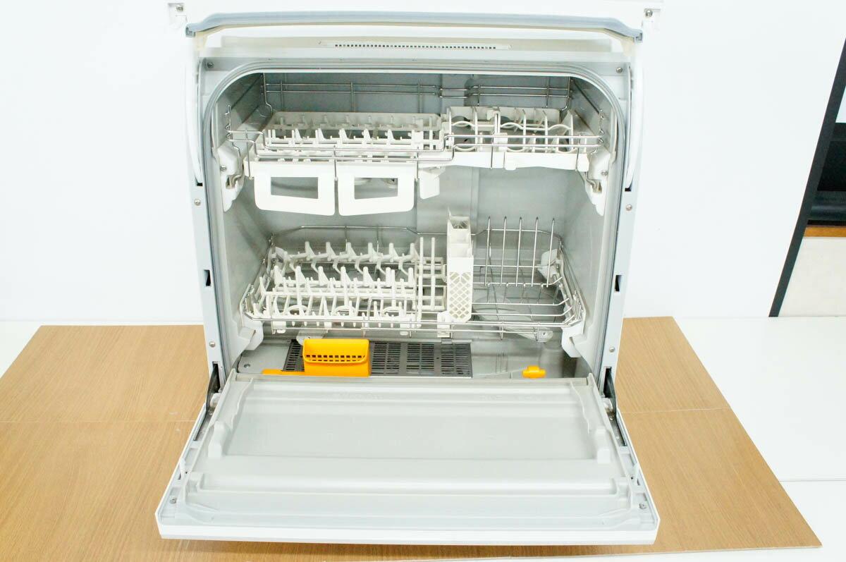 楽天市場】パナソニック Panasonic 食器洗乾燥機 NP-TR8-W | 価格比較 