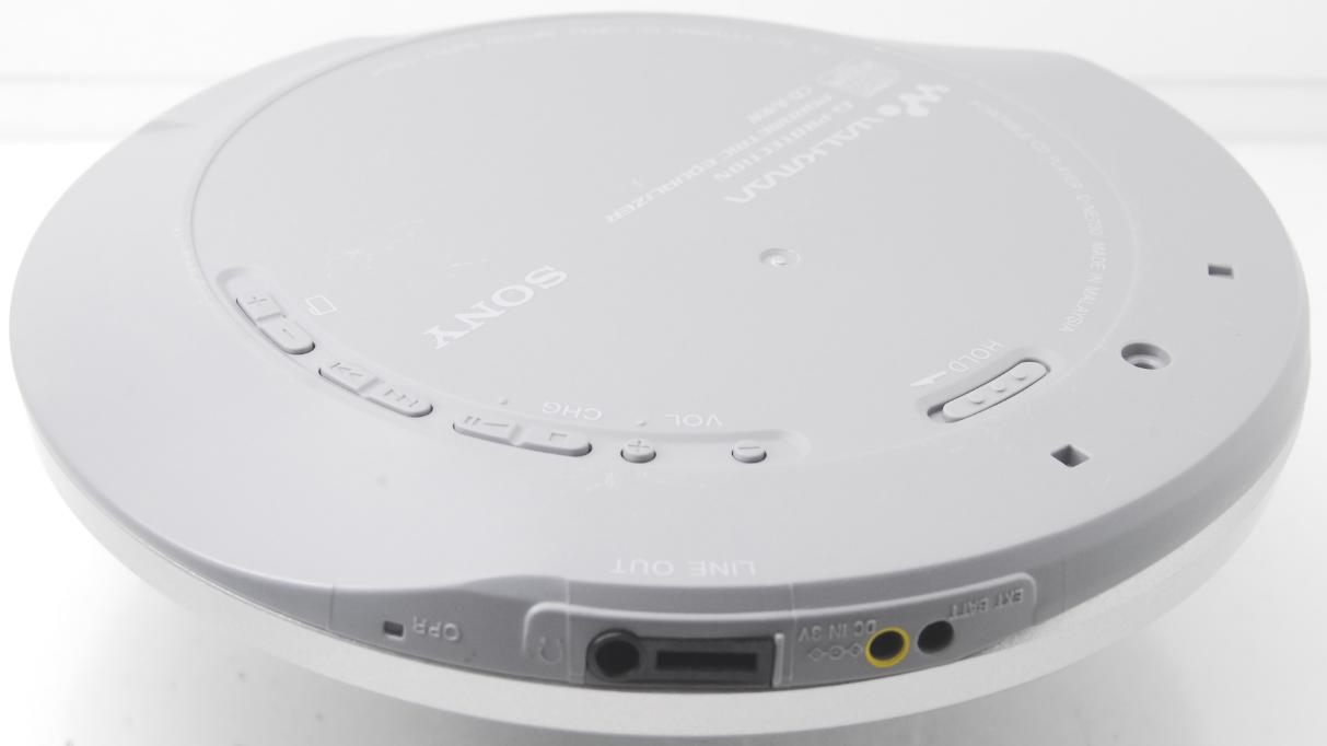 楽天市場】ソニーグループ SONY CDウォークマン シルバー D-NE730(S