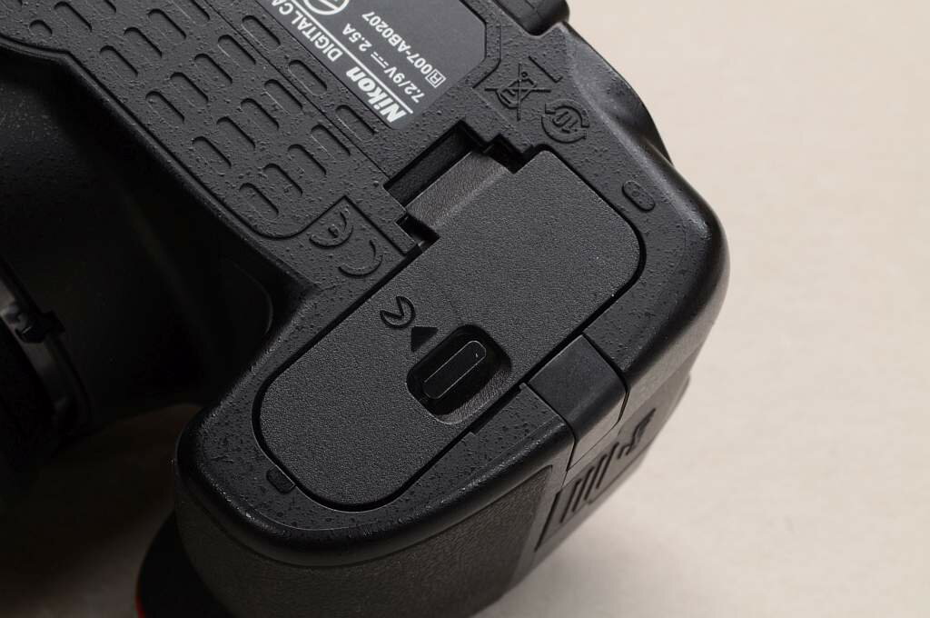 Nikon D5300 18-55 VR2 レンズキット BLACK Nikon D5300 18-55 VR2 レンズキット BLACK ニコン D5300 18-55