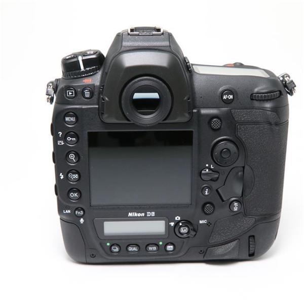 Nikon D6 ボディ ショット数124020回 良品 楽天市場】ニコン Nikon D6 ボディ | 価格比較 - 商品価格ナビ