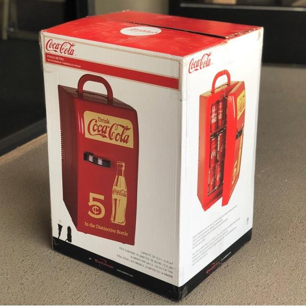 楽天市場】コカ・コーラ レトロ冷蔵庫 CCR-12 | 価格比較 - 商品