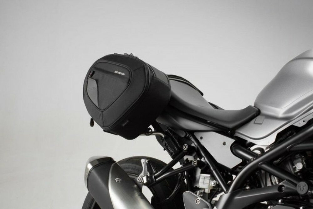 sv650 panniers