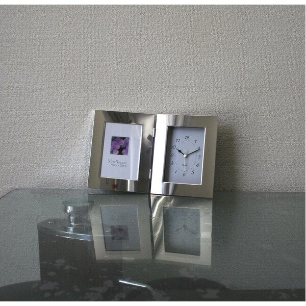 楽天市場 太田アート 時計付フォトフレーム鏡のような光沢感 高級感あるフォトフレーム シルバーwフォトフレーム時計付 L版 価格比較 商品価格ナビ