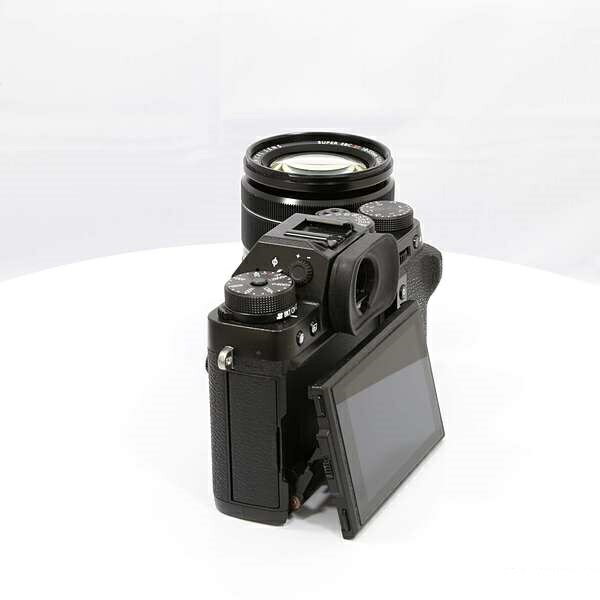 【楽天市場】富士フイルム FUJI FILM Xシリーズ デジタルカメラ X-T2 レンズキット | 価格比較 - 商品価格ナビ