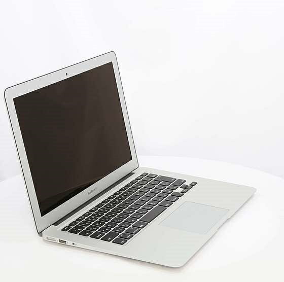 APPLE MacBook Air MQD42J/A Core i5 8,192.0MB 256.0GB