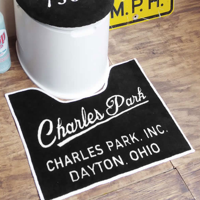 楽天市場 エイケイインターナショナル トイレマット The United Emn ザ ユナイテッド イーエムエヌ ブラック ホワイト Charles Park 3 アメリカン アメリカ アメ 価格比較 商品価格ナビ