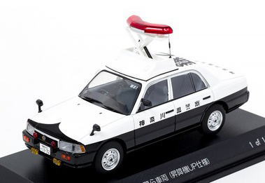 楽天市場 ヒコセブン 1 43 日産 クルー 1995 神奈川県警察所轄署警ら車両 昇降機up仕様 Rai S 価格比較 商品価格ナビ