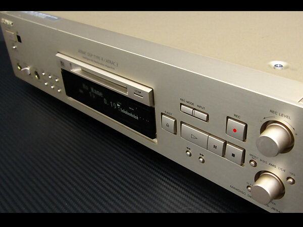 ONKYO MD-133 MDデッキ ONKYO MD-133 MDデッキ Onkyo Hi-MD MD-133 Minidisc Deck