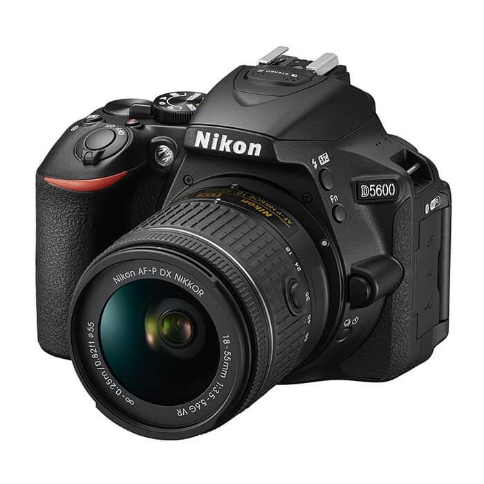 Nikon デジタル一眼レフカメラ D5600 18-55 VR レンズキット