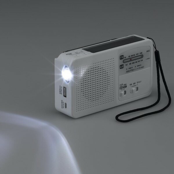 今年人気のブランド品や ヤザワ 手回し充電ラジオ ライト付 ホワイト BS901WH wmsamuelbradford.com