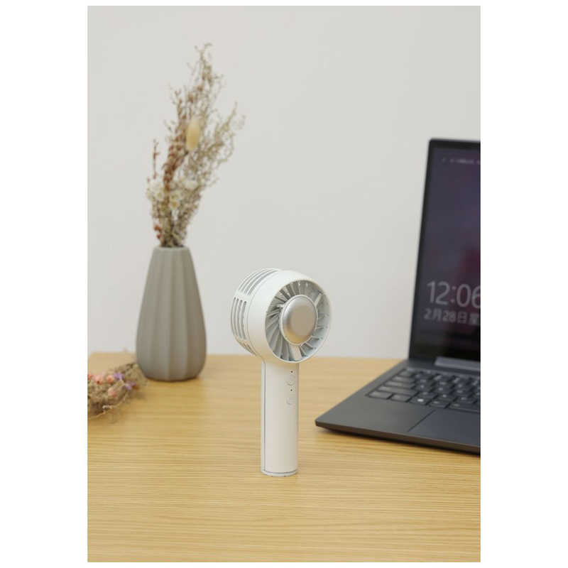 エレスiFan Freeze IF-FZ22充電式冷却プレート付きハンディファン エレスiFan Freeze IF-FZ22充電式冷却プレート付きハンディ