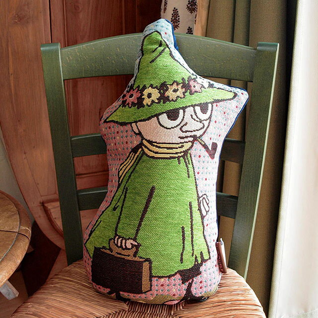 楽天市場 丸眞 ムーミン キャラクター クッション スナフキン お気に入りのパイプ ダイカットクッション 価格比較 商品価格ナビ