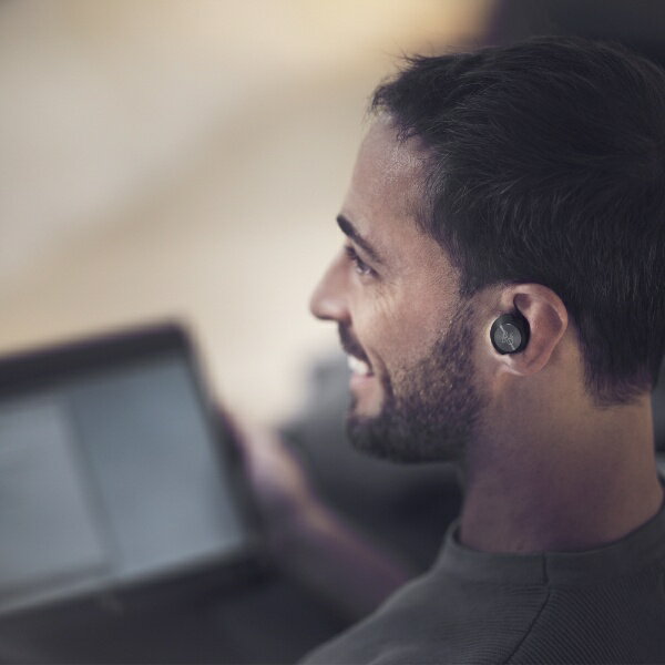 B&O BEOPLAY EQ ノイズキャンセリングイヤフォン BLACK